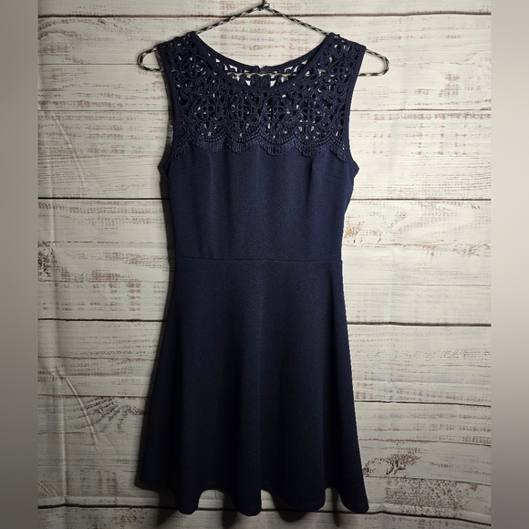 Lulu's Navy Sleeveless Lace Mini Dress - Picture 2 of 6